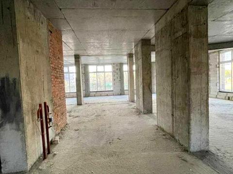 комерційна за адресою Шкільна вул., 73-Г