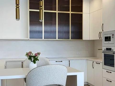 квартира по адресу Раисы Окипной ул., 18