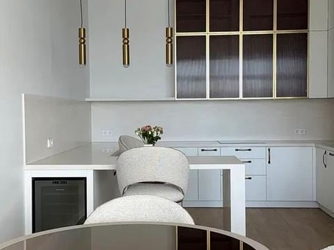 квартира по адресу Раисы Окипной ул., 18