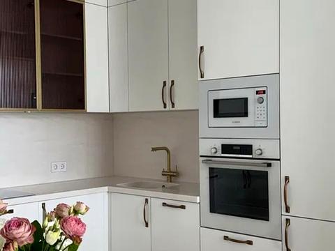 квартира по адресу Раисы Окипной ул., 18