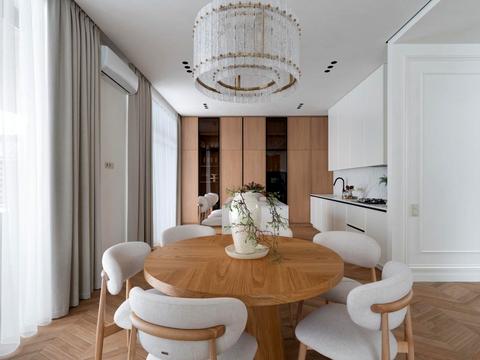 дом по адресу Апрельская ул.