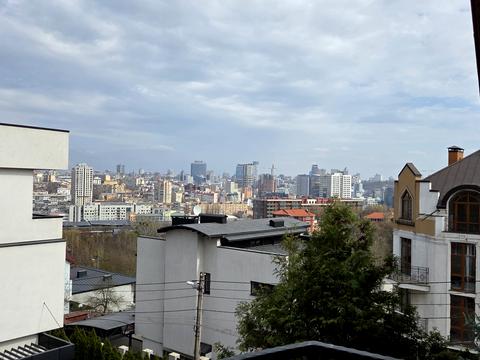 будинок за адресою Локомотивна вул., 28а