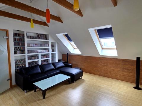 будинок за адресою Локомотивна вул., 28а