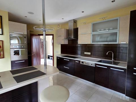 будинок за адресою Локомотивна вул., 28а