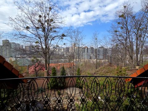 будинок за адресою Локомотивна вул., 28а