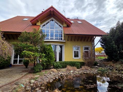 будинок за адресою Локомотивна вул., 28а