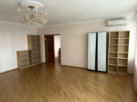 квартира за адресою Михайла Омеляновича-Павленка вул. (Суворова), 13