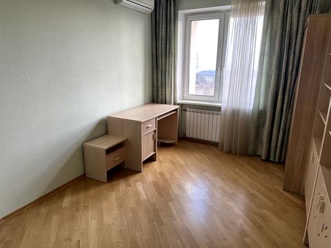 квартира за адресою Михайла Омеляновича-Павленка вул. (Суворова), 13