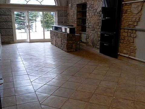 коммерческая по адресу Петра Григоренко просп. (Маршала Жукова), 39