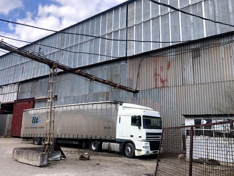 комерційна за адресою Богдана Хмельницького просп. (Героїв Сталінграда), 106