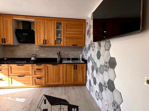 квартира за адресою Збройних Сил України вул. (Інтернаціоналістів), 37