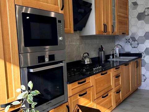 квартира за адресою Збройних Сил України вул. (Інтернаціоналістів), 37