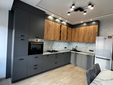 квартира за адресою Літературна вул. (Чехова), 27