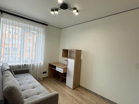 квартира за адресою Літературна вул. (Чехова), 27