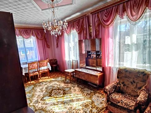 будинок за адресою Космонавтів