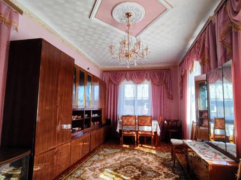 будинок за адресою Космонавтів