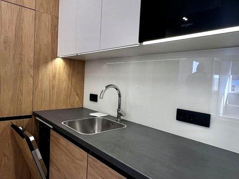 квартира за адресою Салютна вул., 2к7