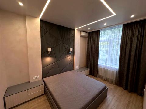 квартира за адресою Кулишівська вул. (Сергія Лазо), 4