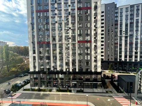 квартира за адресою Любомира Гузара просп. (Космонавта Комарова), 13