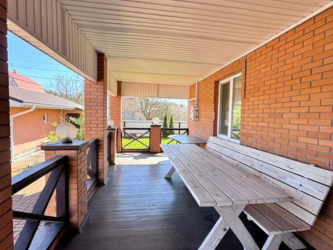 будинок за адресою Сонячна вул.