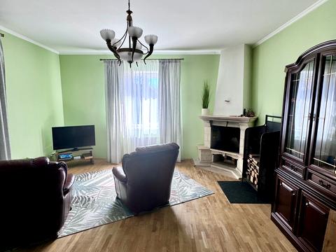 будинок за адресою Сонячна вул.