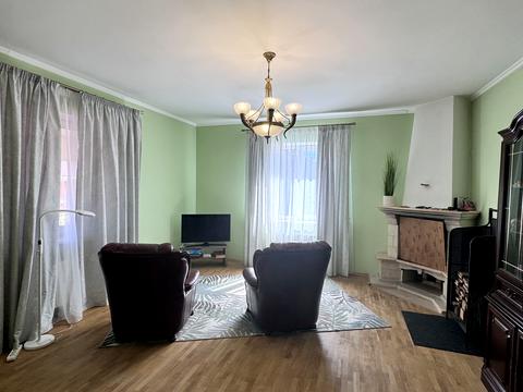 будинок за адресою Сонячна вул.