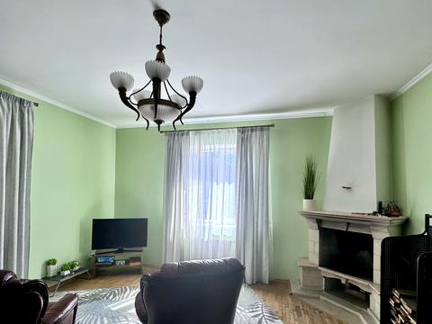 будинок за адресою Сонячна вул.