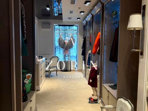 коммерческая по адресу Володимира Вернадського ул. (Дзержинського), 8