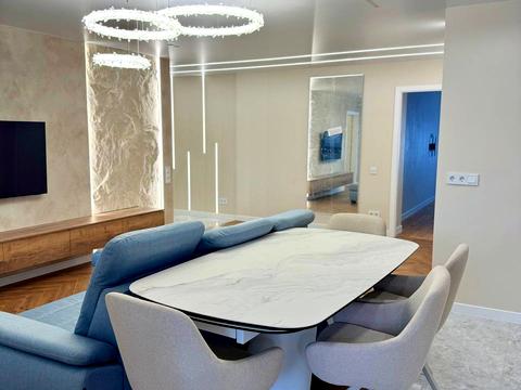 квартира по адресу Николаевская ул., 23