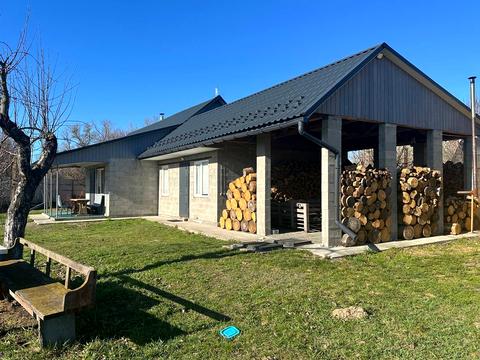 дом по адресу Київська