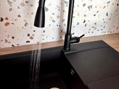 квартира за адресою Зарічна вул., 4