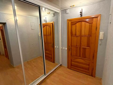 квартира за адресою В'ячеслава Липинського вул., 1-Б