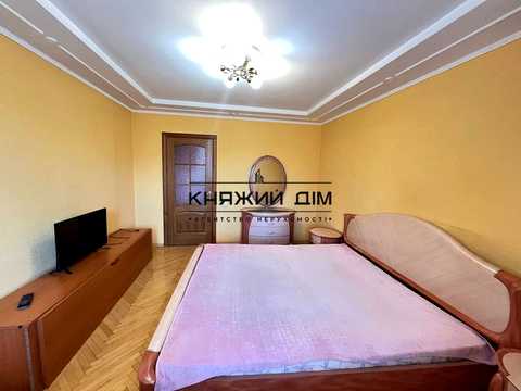 квартира по адресу Жилянская ул., 72