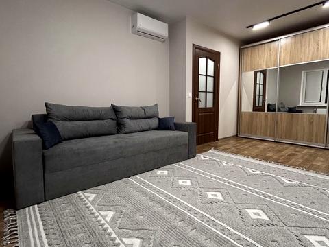 квартира за адресою Бориса Гмирі вул., 12-Б