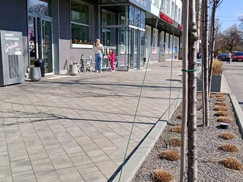 комерційна за адресою Олександра Оксанченка вул. (Степового Фронту), 48