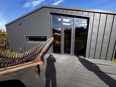 дом по адресу Долинна