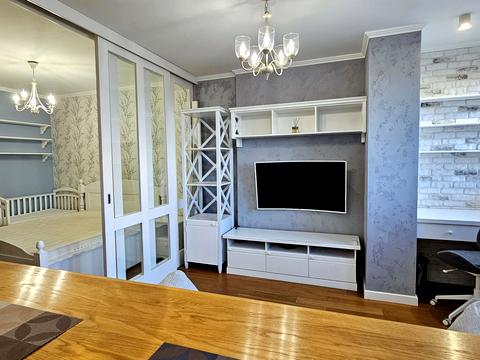 квартира за адресою Академіка Глушкова просп., 9-Д