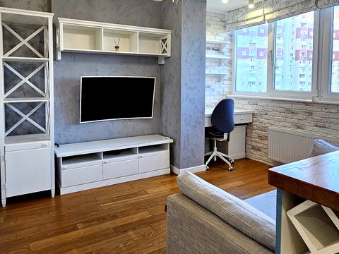 квартира за адресою Академіка Глушкова просп., 9-Д