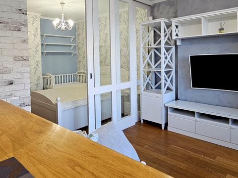 квартира за адресою Академіка Глушкова просп., 9-Д