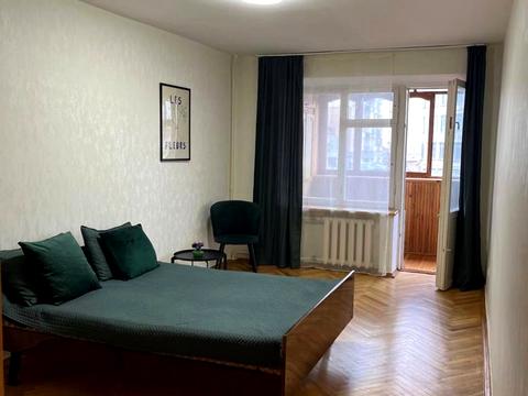 квартира за адресою Бутишів пров. (Андрія Іванова вул.), 12