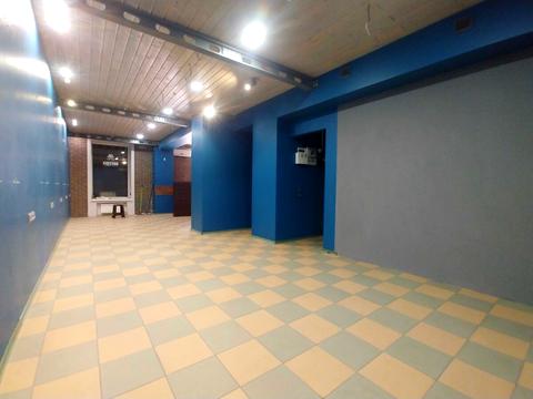 комерційна за адресою Парковий бульв. (Леонова), 6
