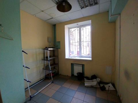 комерційна за адресою Парковий бульв. (Леонова), 6