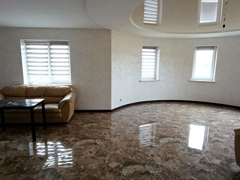 будинок за адресою Бандери