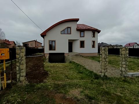 будинок за адресою Бандери