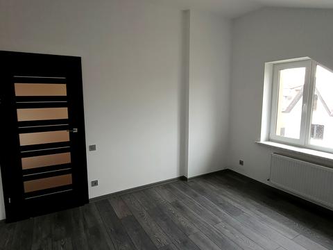 будинок за адресою Бандери