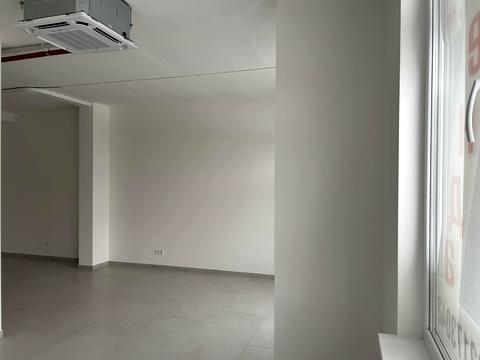 комерційна за адресою Угорська вул., 14к