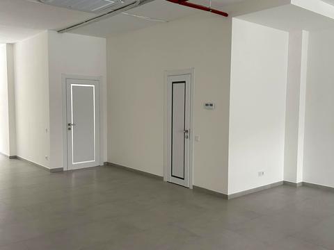 комерційна за адресою Угорська вул., 14к