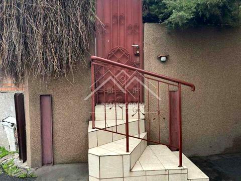 будинок за адресою Серьогіна