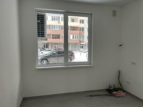 комерційна за адресою Угорська вул., 14к