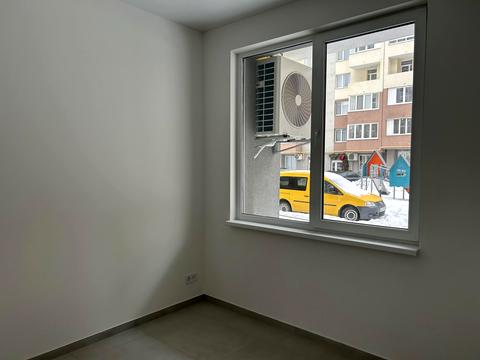 комерційна за адресою Угорська вул., 14к